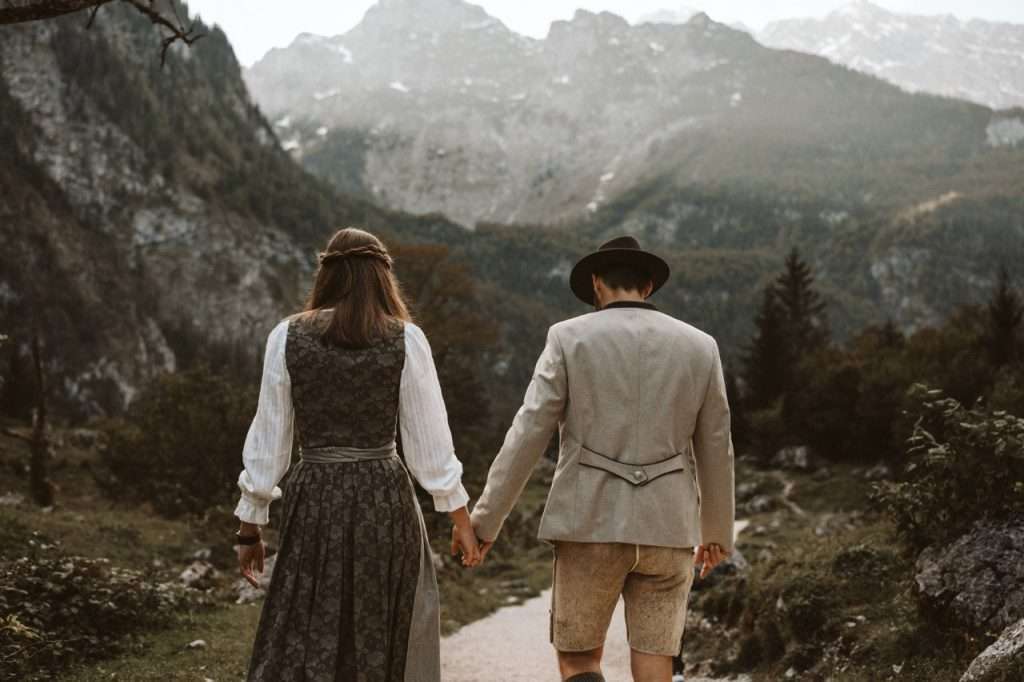 Engagement-Shooting-Berchtesgaden-Königssee-Salet-Tracht