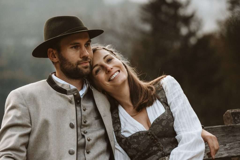 Engagement-Shooting-Berchtesgaden-Königssee-Salet-Tracht