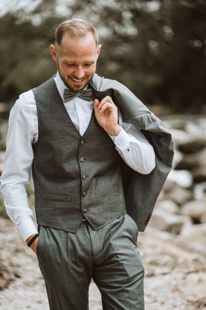 Hochzeitsfotograf-Eggenfelden-Bräutigam